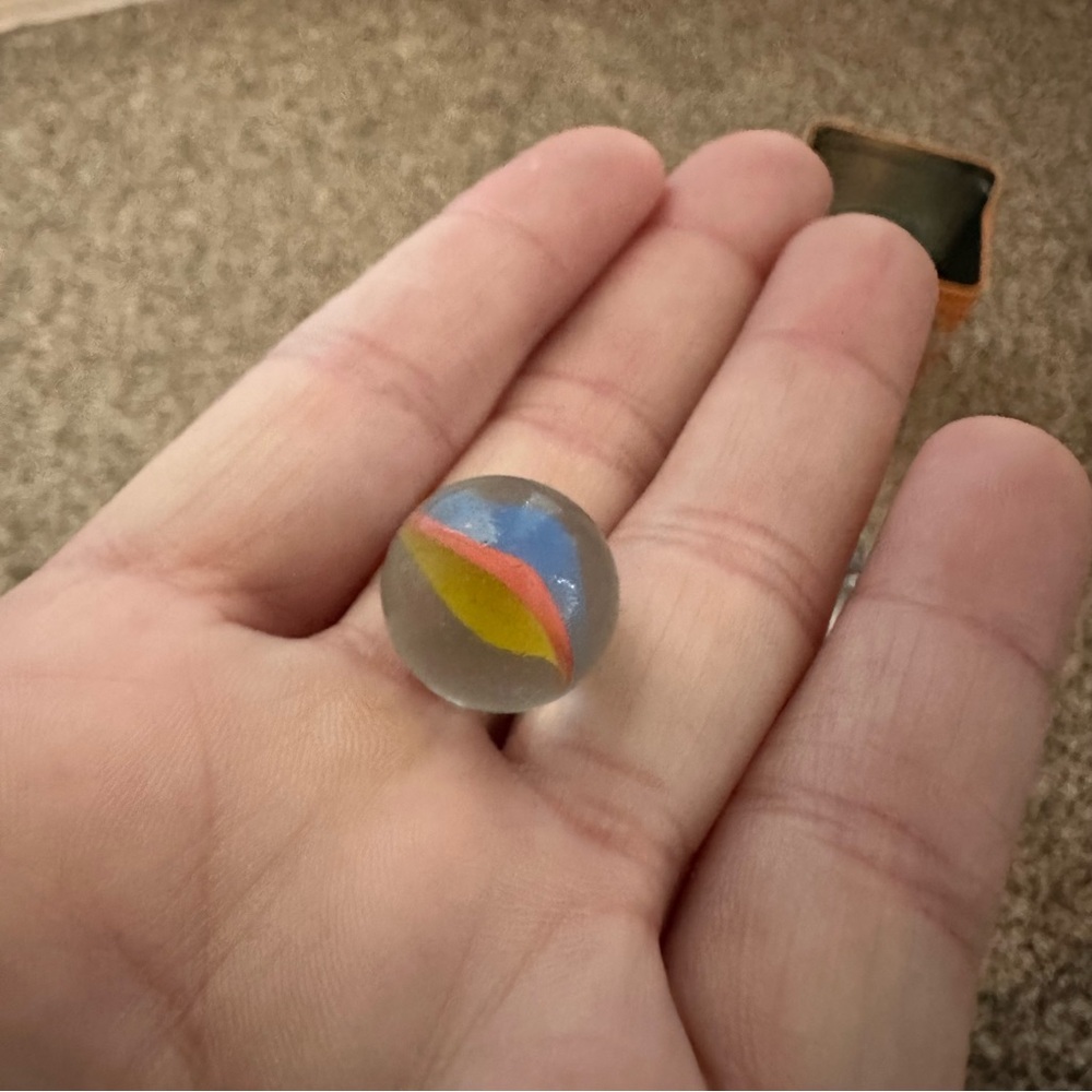 Traditional Glass‎ Marbles Lot of 35 With Tin - Picture 5 of 10